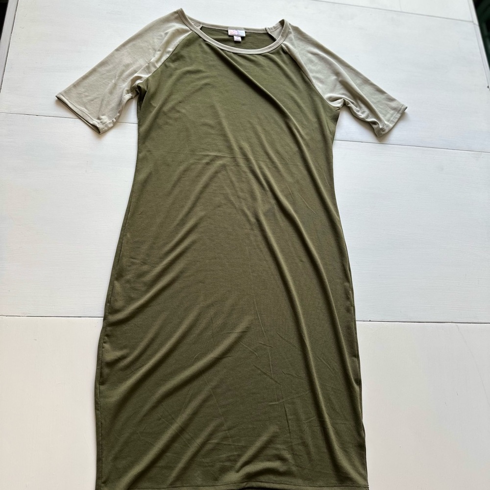 LuLaRoe Julia Size Medium Dress